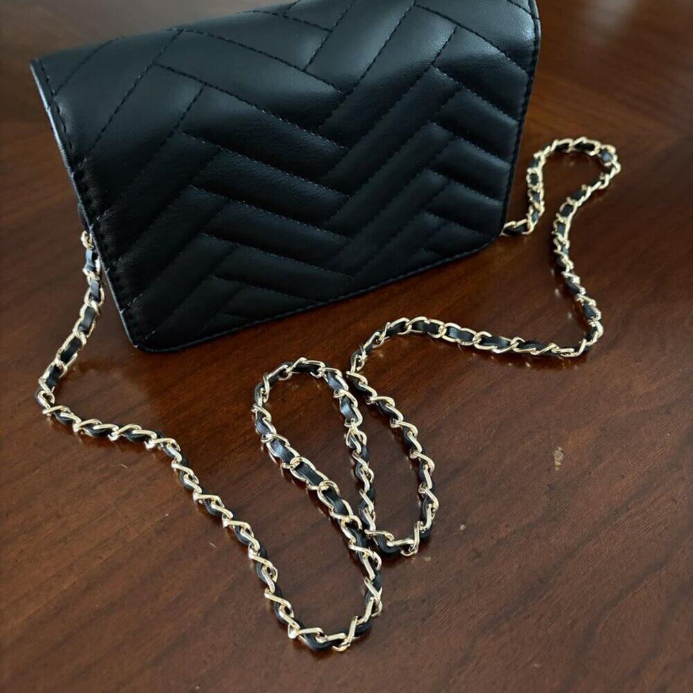 Small Black Quilted Crossbody Bag for Women – Vegan Leather Phone Wallet Purse - Picture 7 of 16